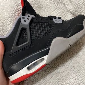 JORDAN RETRO 4 ‘BRED’